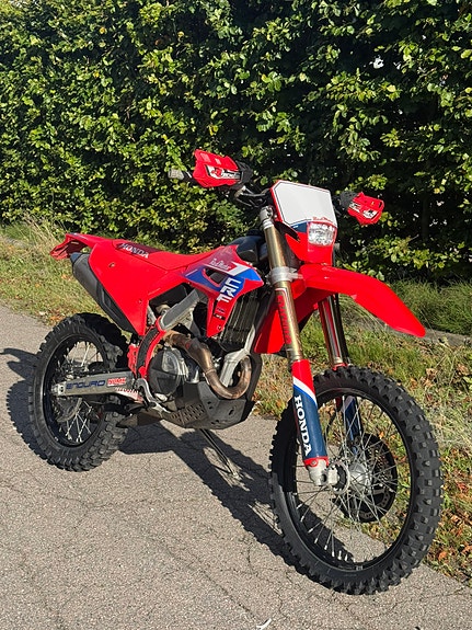 Honda Redmoto CRF400 2 of 10