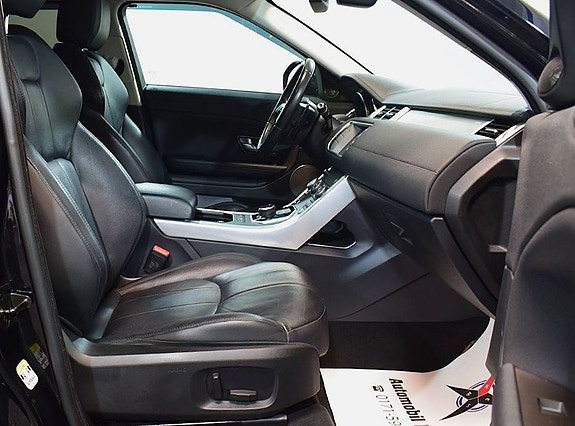 Land Rover Range Rover Evoque 22 of 27