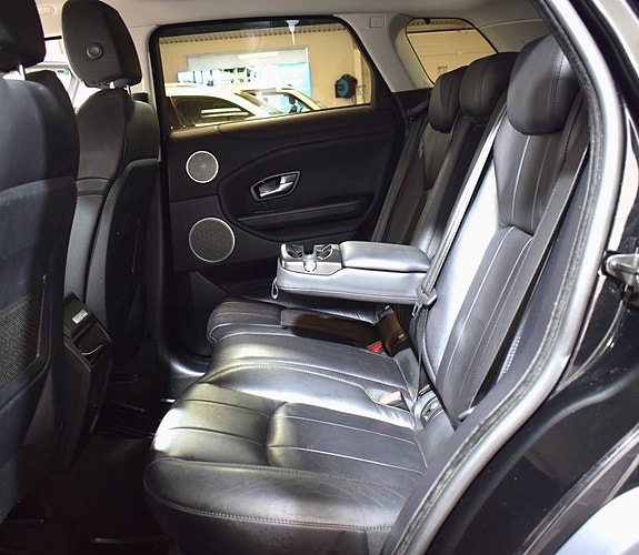 Land Rover Range Rover Evoque 18 of 27
