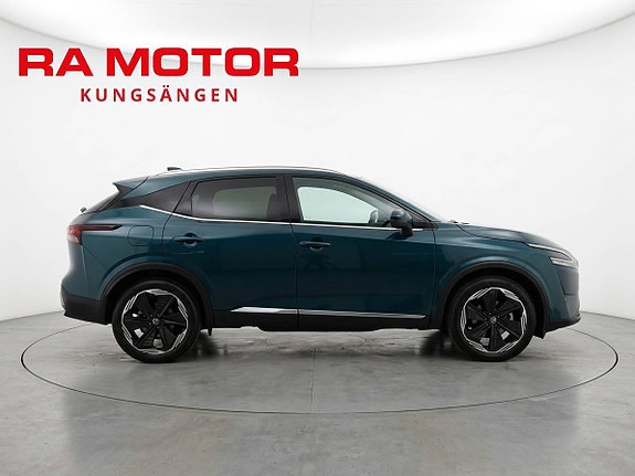 Nissan Qashqai 4 of 17