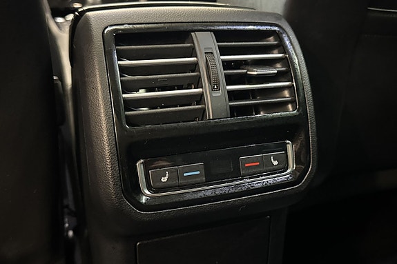 Volkswagen Passat 23 of 23