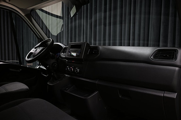 Renault Master 19 of 21