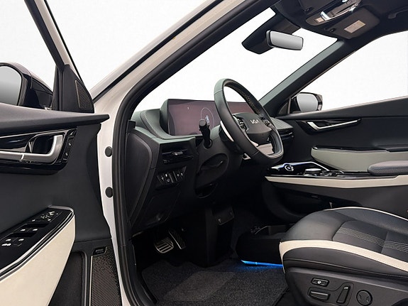 Kia EV6 10 of 30