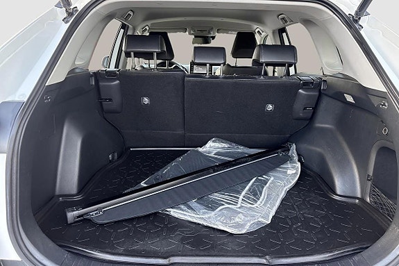 Toyota RAV4 14 of 14
