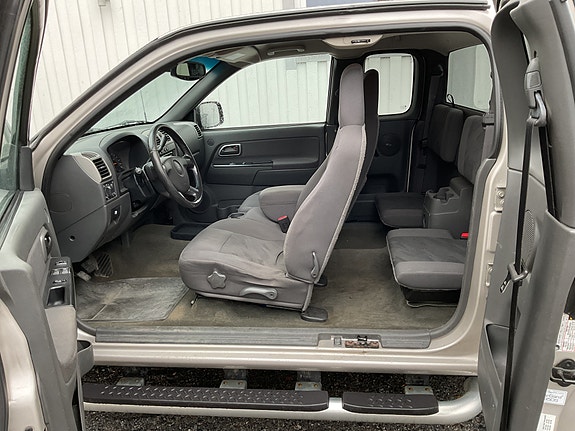 Chevrolet Colorado 7 of 9