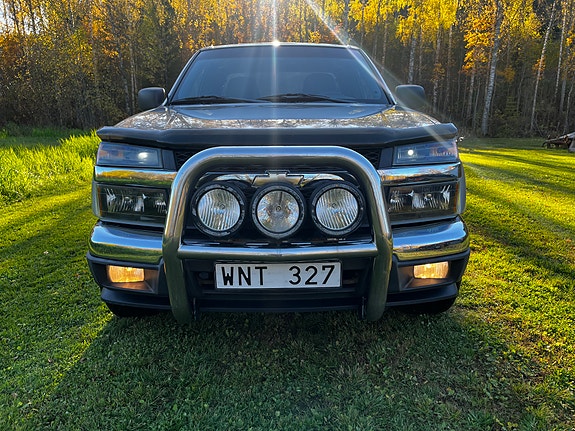 Chevrolet Colorado 3 of 9