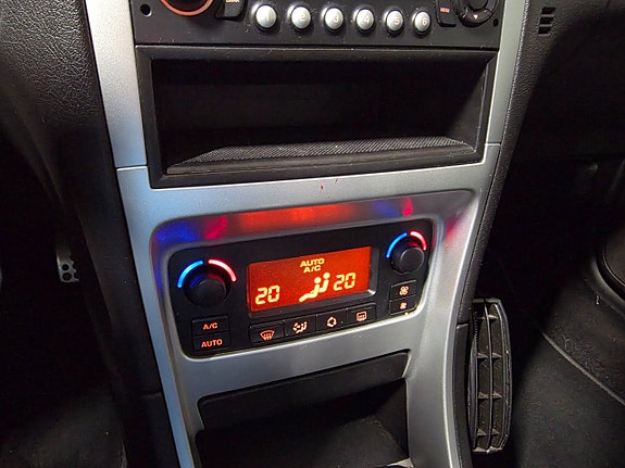 Peugeot 307 CC 8 of 10