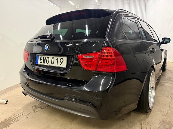BMW 330d 11 of 30