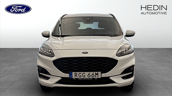 Ford Kuga 8 of 9