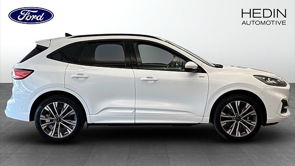 Ford Kuga 6 of 9