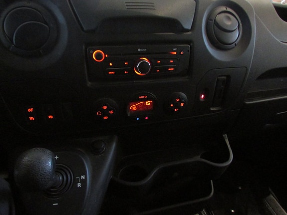 Renault Master 14 of 16