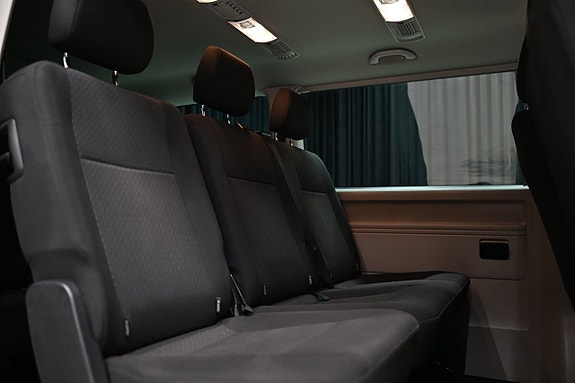 Volkswagen Caravelle 6 of 30
