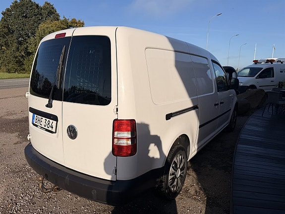 Volkswagen Caddy Maxi 4 of 8