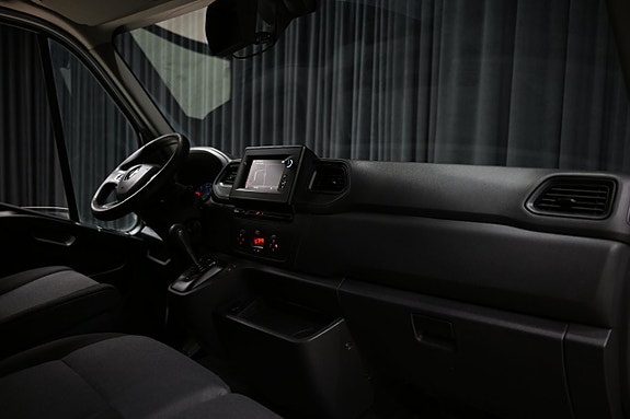 Renault Master 27 of 29