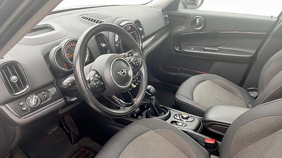 MINI Countryman Cooper SE 7 of 17