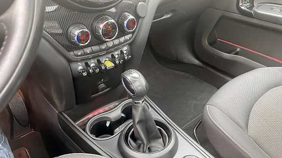 MINI Countryman Cooper SE 15 of 17