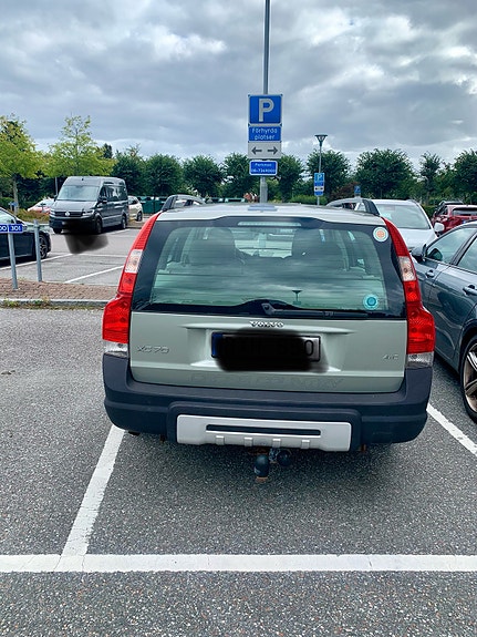 Volvo XC70 3 of 6