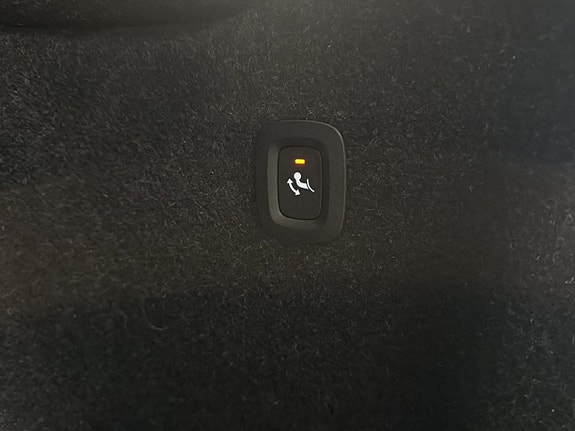 Volvo XC40 20 of 30