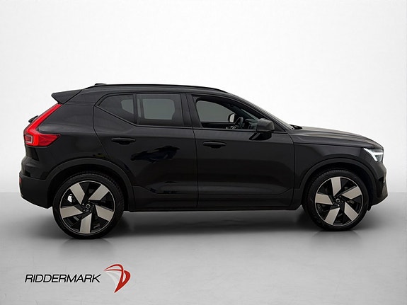 Volvo XC40 10 of 30