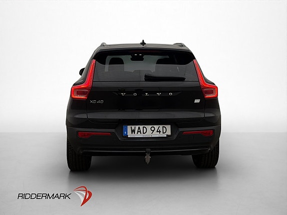 Volvo XC40 8 of 30