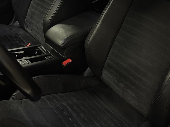 Volkswagen Passat 12 of 20