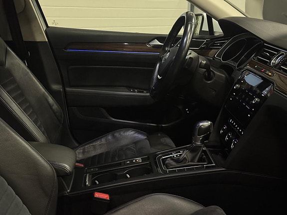 Volkswagen Passat 11 of 20