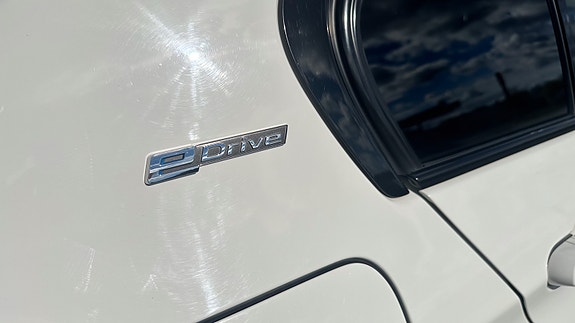 BMW 330e 19 of 22