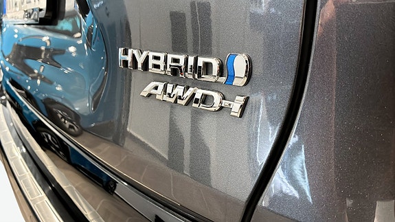 Toyota RAV4 12 of 12
