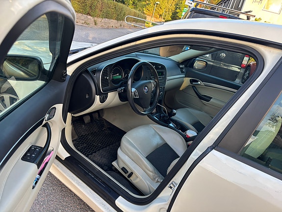 Saab 9-3 6 of 10