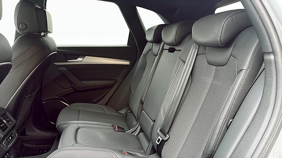 Audi Q5 12 of 20