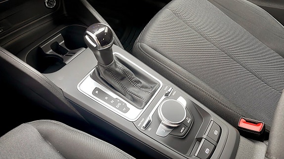 Audi Q2 15 of 16