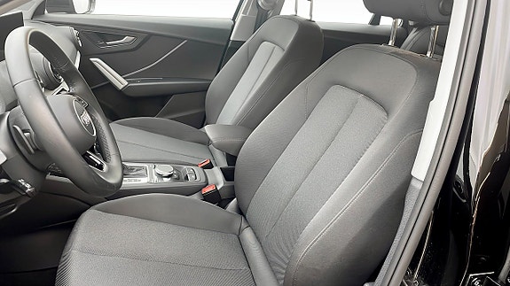 Audi Q2 8 of 16