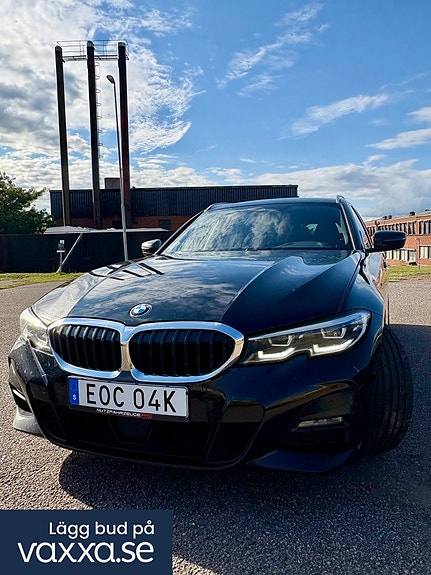 BMW 320d 2 of 17