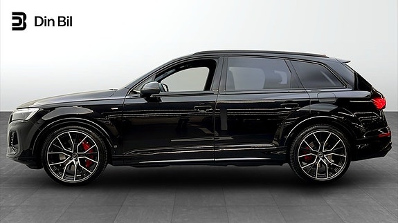 Audi Q7 2 of 26