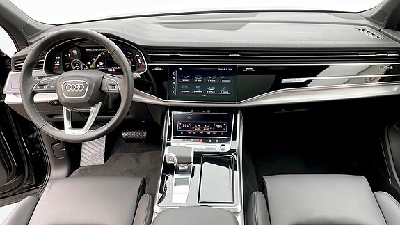 Audi Q7 10 of 26