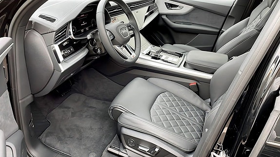 Audi Q7 7 of 26