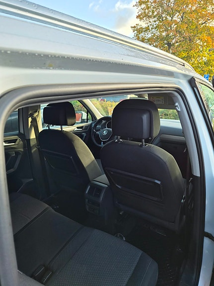 Volkswagen Tiguan Allspace 17 of 22