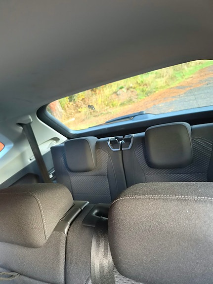 Volkswagen Tiguan Allspace 13 of 22