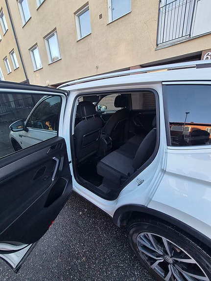 Volkswagen Tiguan Allspace 20 of 22