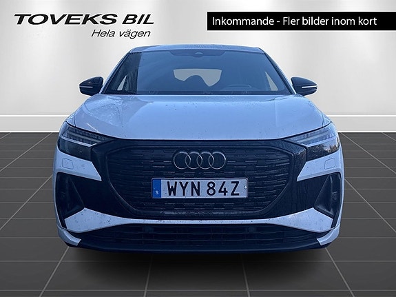 Audi Q4 e-tron 6 of 13