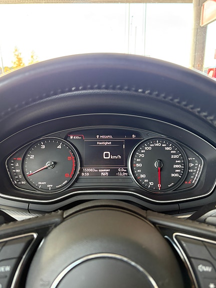 Audi A4 9 of 9