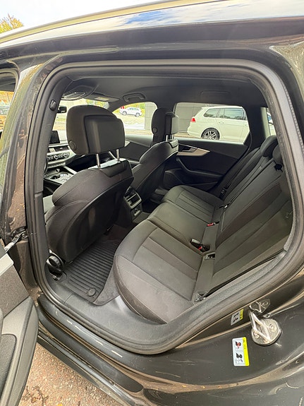 Audi A4 8 of 9