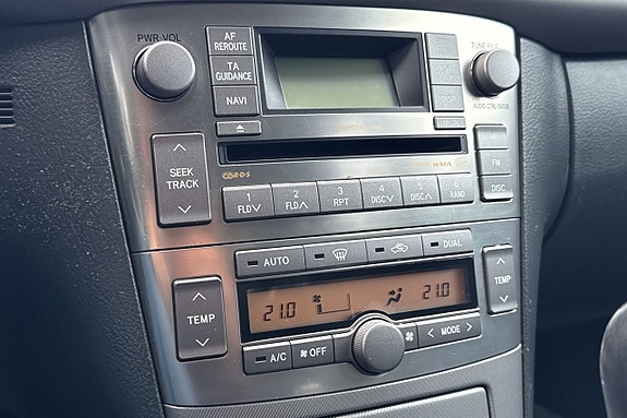 Toyota Avensis 17 of 18