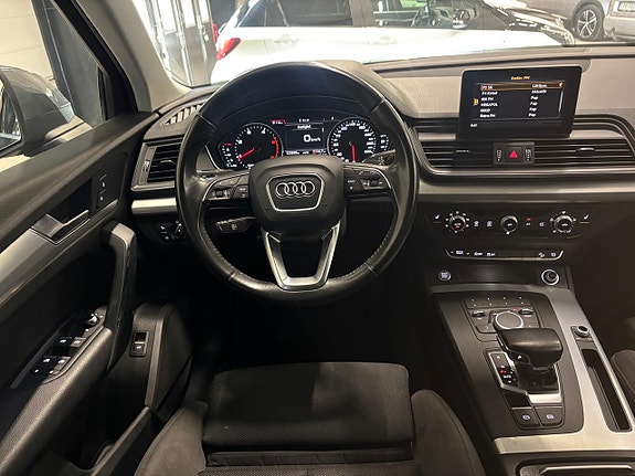 Audi Q5 10 of 30