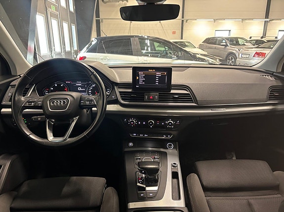Audi Q5 9 of 30