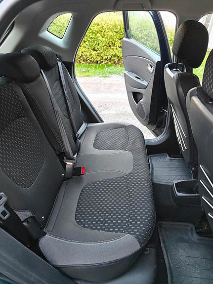 Renault Captur 6 of 6