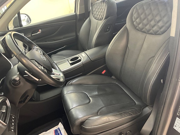 Hyundai Santa Fe 11 of 15