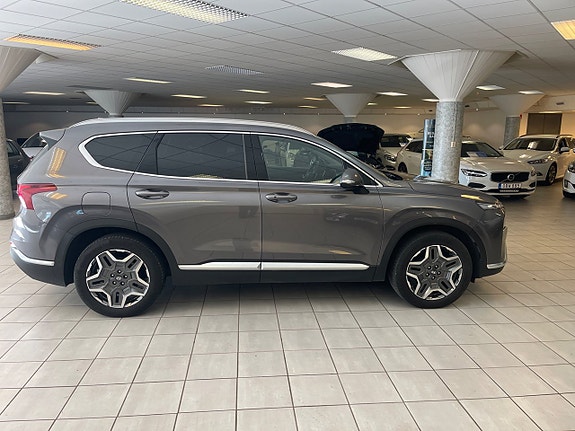 Hyundai Santa Fe 4 of 15