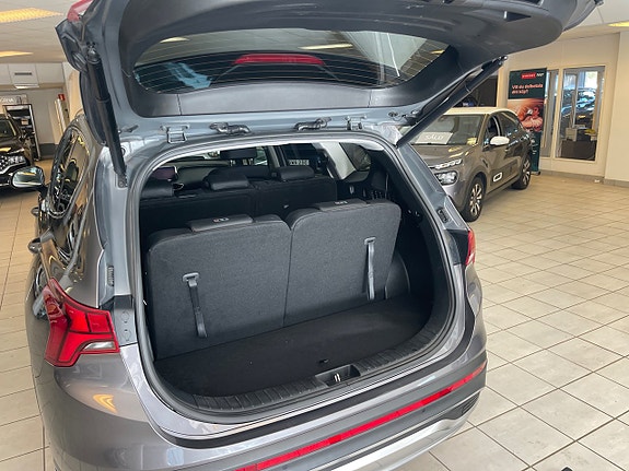 Hyundai Santa Fe 13 of 15