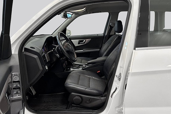 Mercedes-Benz GLK220 7 of 21